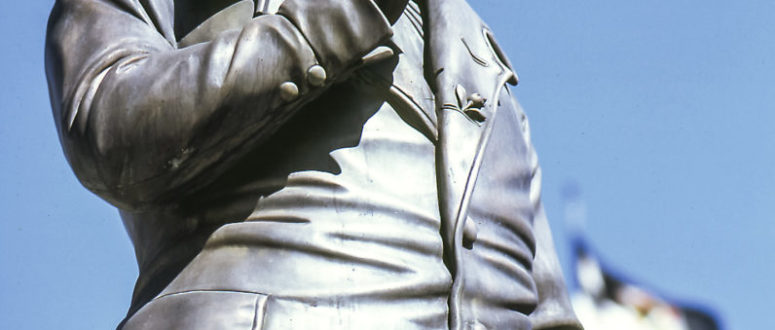 Das Denkmal Jean Pauls auf dem Jean_Paul Platz