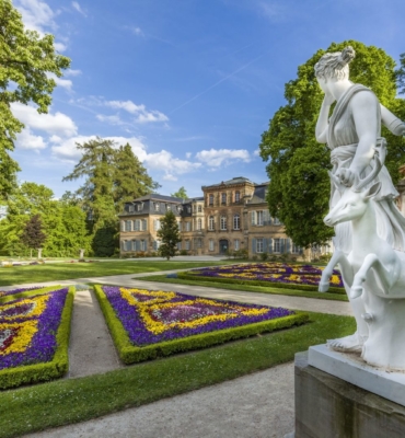 Büste am Schloss Fantaisie
