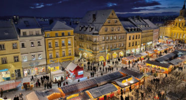 Bild von oben vom Bayreuther Christkindlesmarkt