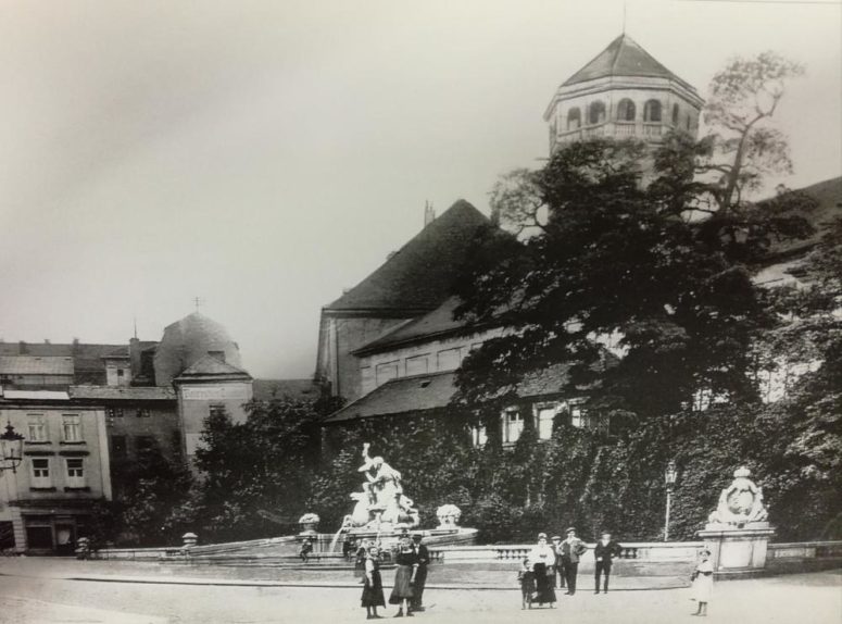 Alte Fotographie vom Wittelsbacher Brunnen