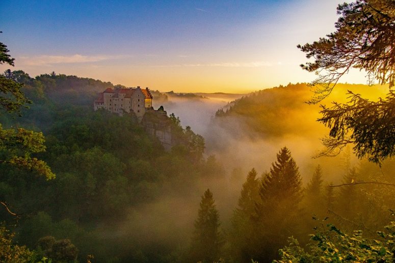 Ausblick zur Burg Rabenstein 