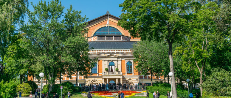 Festspielhaus_Richard_Wagner_Festspiele_auf dem Grünen Hügel