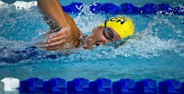 Schwimmer im SVB Hallenbad Bayreuth