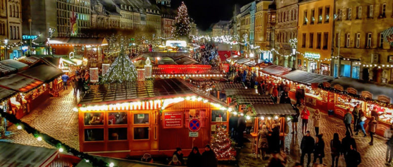 Bild vom weihnachtlichen Christkindlesmarkt in der Bayreuther Innenstadt