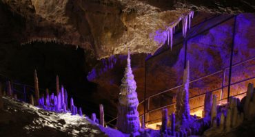 Tropfsteine in der Teufelshöhle