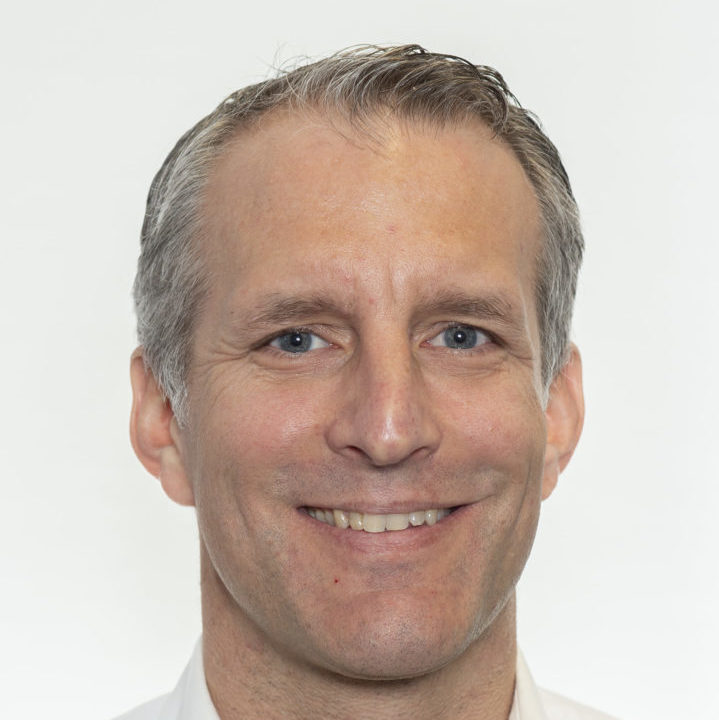 Dr. Manuel Becher