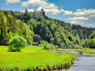 Burg Rabeneck quer (c) Mikhail Butovskiy