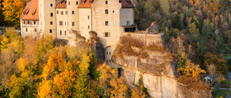 Burg Rabenstein mit Gutsschenke