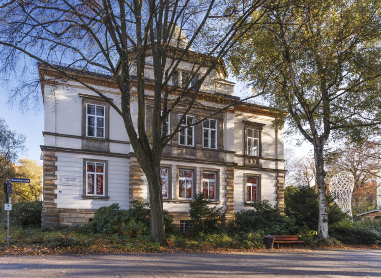 Blick von außen auf das Jean-Paul-Museum der Stadt Bayreuth