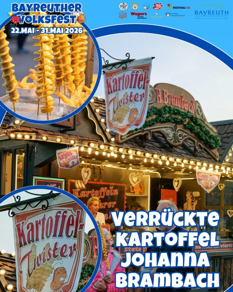 Nahaufnahme eines festlichen Verpflegungsstandes an den Genussstationen des Bayreuther Volksfestes 2026, geschmückt mit Lichtern und Schildern mit der Aufschrift Kartoffel-Twister und H. Brambach. Die spiralförmig geschnittenen Kartoffelsnacks sind auf dem Bild zu sehen.